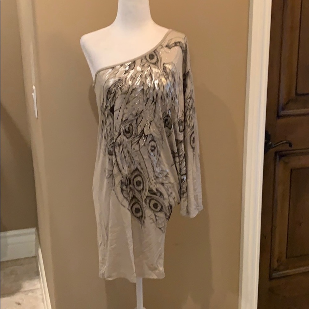 One shoulder dress